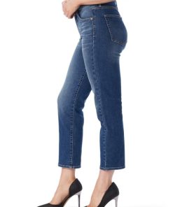 Careercurated.shop030d0c655e 4