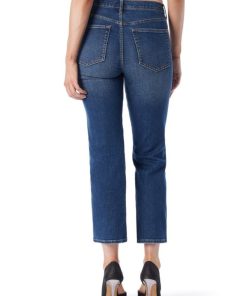 Careercurated.shop030d0c655e 5