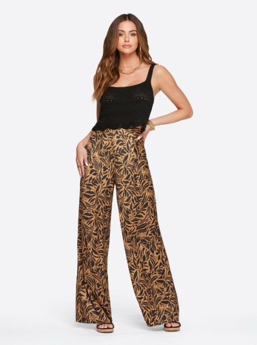 Careercurated.shop0c1d4ed384 6