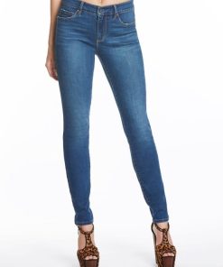 Careercurated.shop2b0bd774ee 1