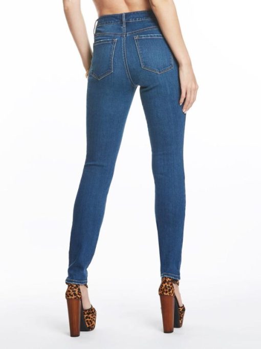 Careercurated.shop2b0bd774ee 2