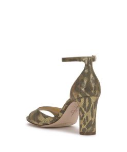 Careercurated.shop3b4c1895b8 3