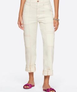 Careercurated.shop680b9a03a1 1