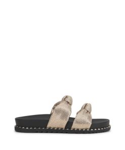 Careercurated.shop6a3f5c75cb 1