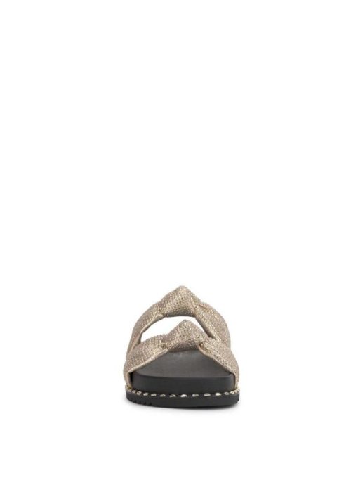 Careercurated.shop6a3f5c75cb 2