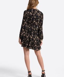 Careercurated.shop74e3948af9 4