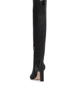 Careercurated.shop81af7d1b9e 3