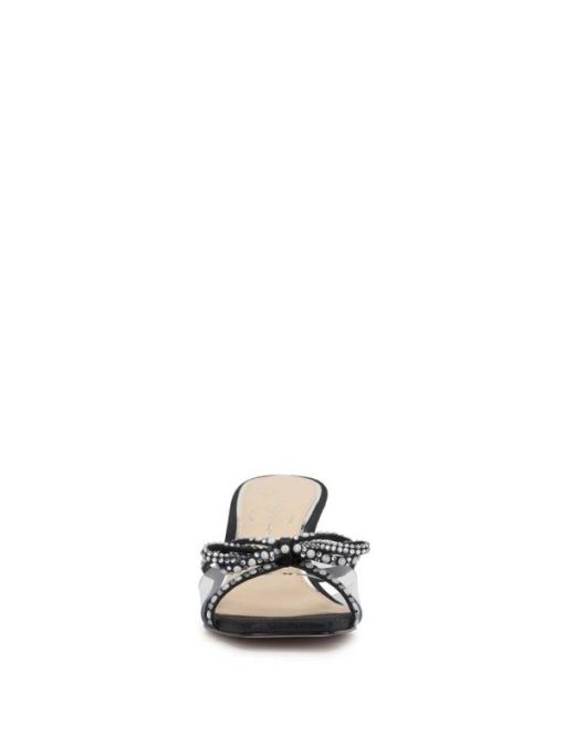 Careercurated.shop8ca5690300 2