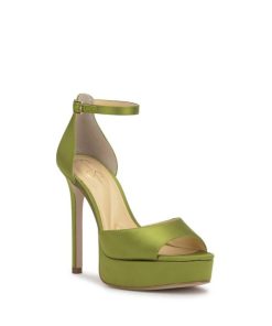 Careercurated.shop9e6c54a33e 4