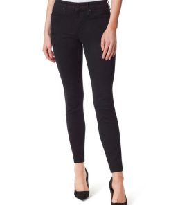 Careercurated.shopa59d93eb73 1