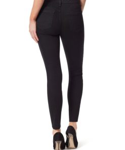 Careercurated.shopa59d93eb73 3