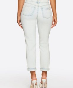 Careercurated.shopde676545cc 3