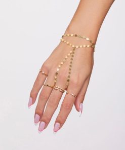 Careercurated.shopeb0031bbe8 4