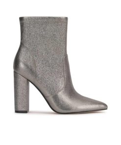 Careercurated.shopebe5b41123 1