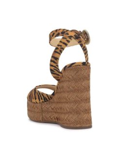 Careercurated.shopf25bcadcdf 3