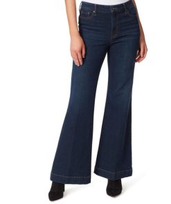 Careercurated.shopfeeb52b8fd 1