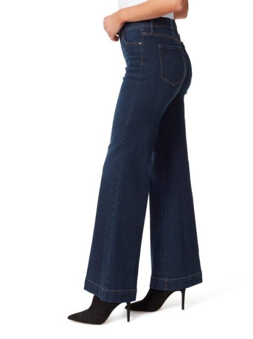 Careercurated.shopfeeb52b8fd 3